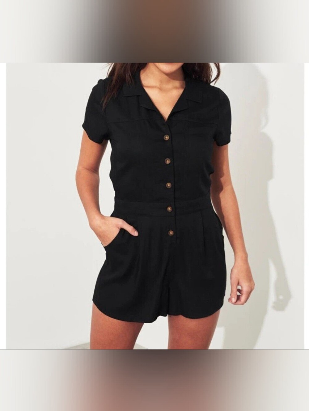 Hollister Women's Black Short-Sleeve Button Romper